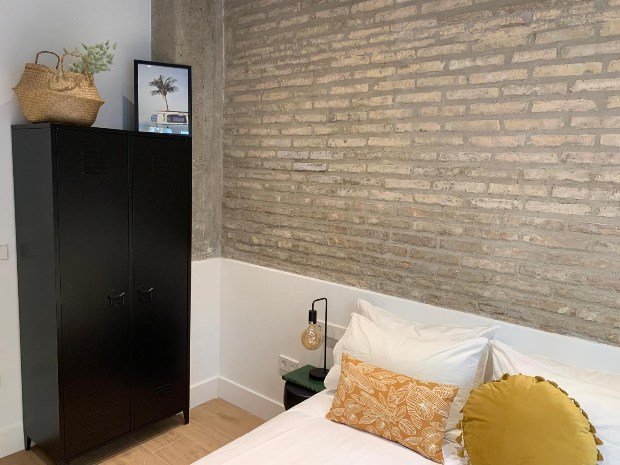 La Reina Beach Rooms Valencia Bagian luar foto