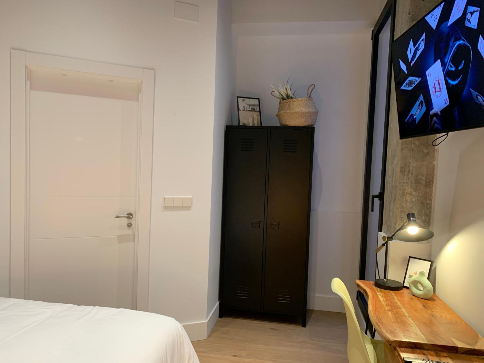 La Reina Beach Rooms Valencia Bagian luar foto
