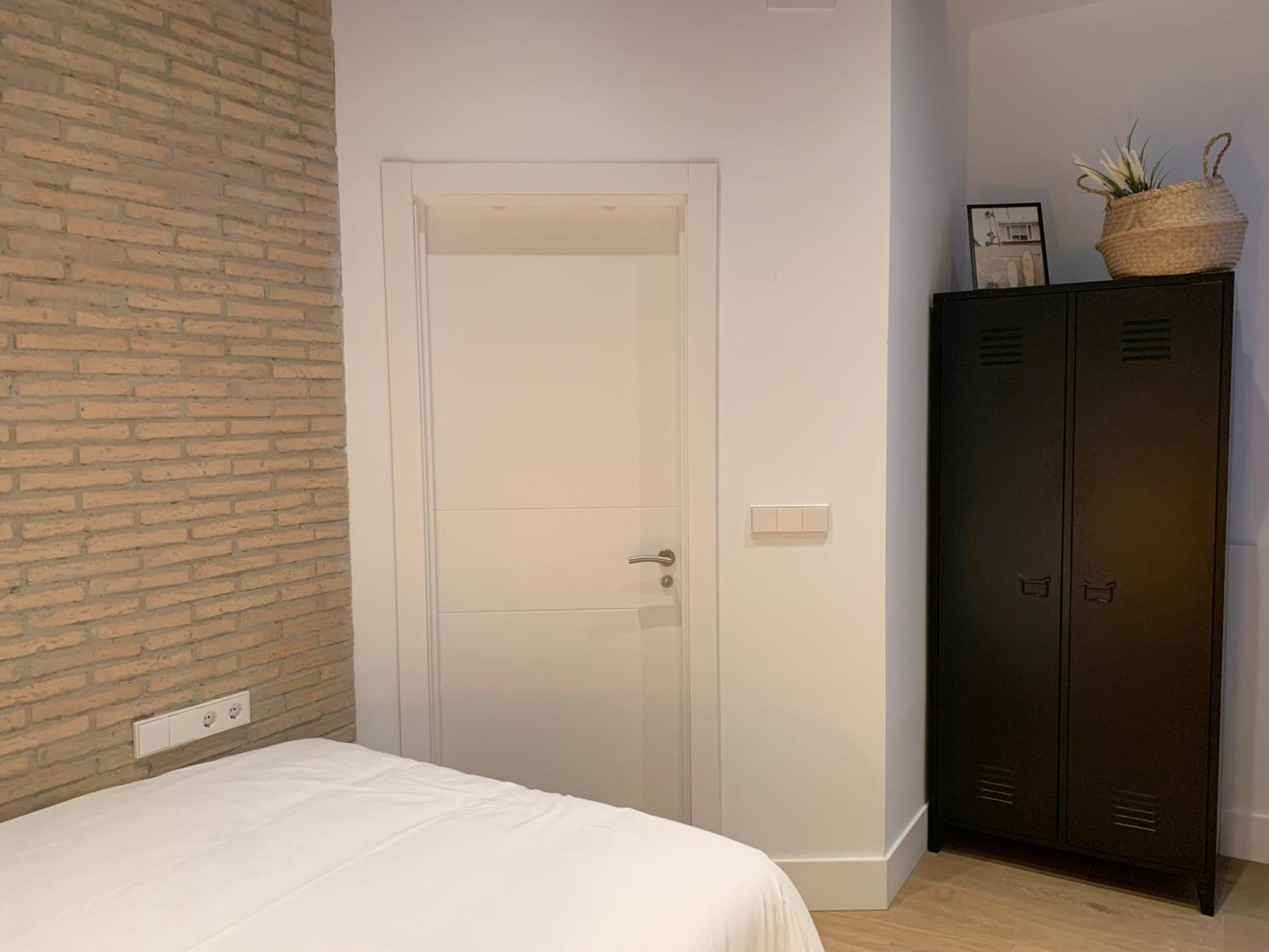 La Reina Beach Rooms Valencia Bagian luar foto