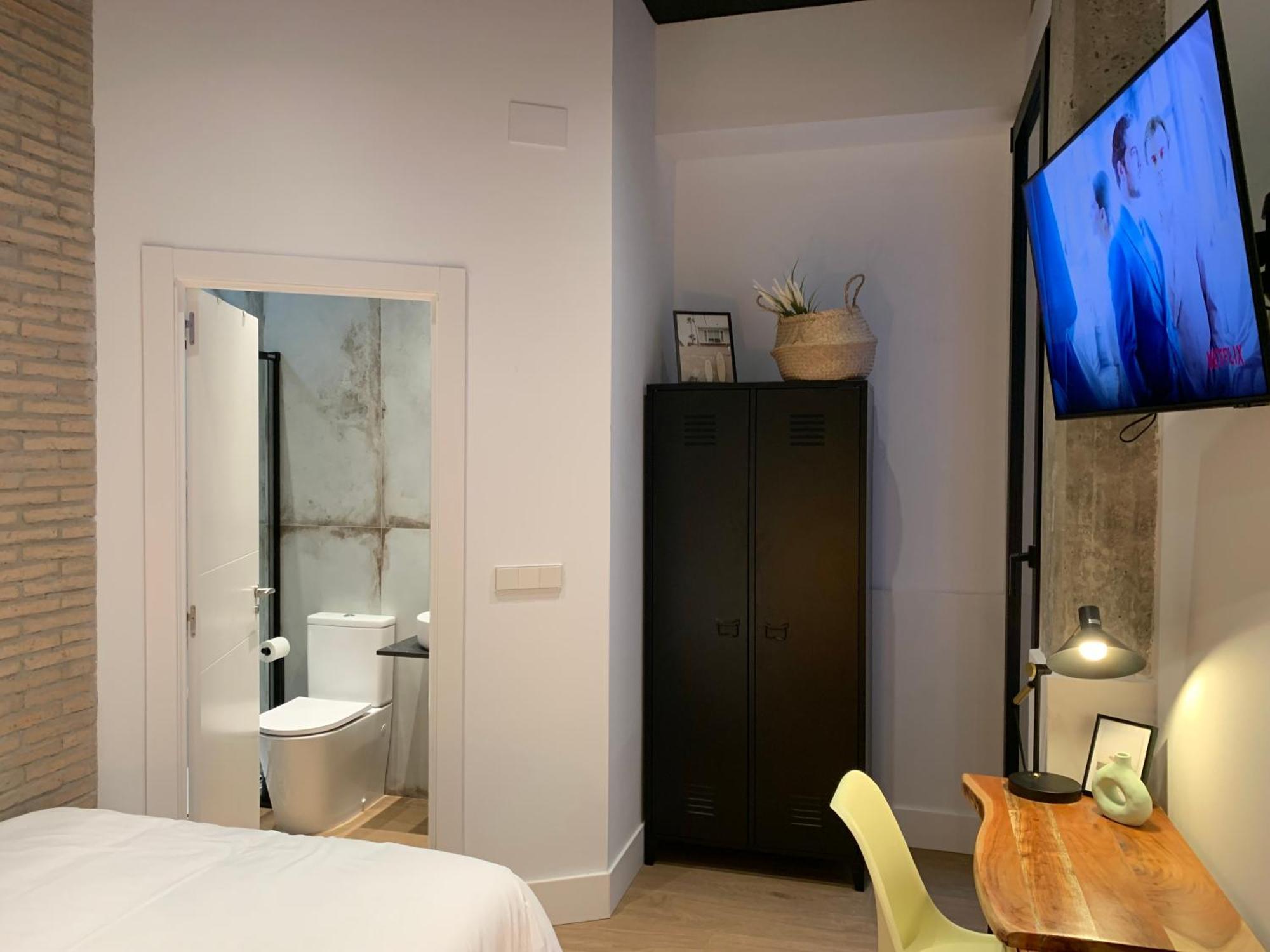 La Reina Beach Rooms Valencia Bagian luar foto