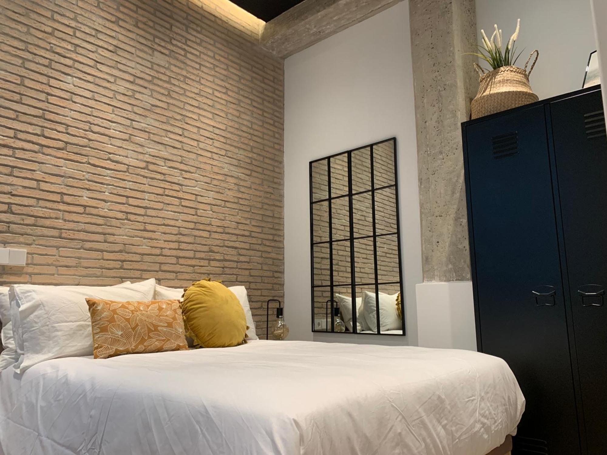 La Reina Beach Rooms Valencia Bagian luar foto